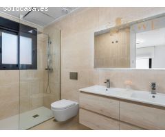 Increíble villa nueva en venta en Punta Prima, Torrevieja