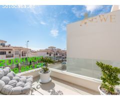 Increíble villa nueva en venta en Punta Prima, Torrevieja