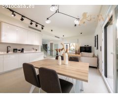 Casa familiar privada con piscina en Finestart