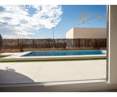 Casa familiar privada con piscina en Finestart