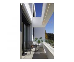 Villa de 5 estrellas con piscina infinita y vistas al mar en Altea