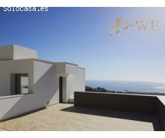 Villa de 5 estrellas con piscina infinita y vistas al mar en Altea