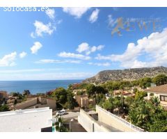 Chalet pareado con vista al mar en Calpe