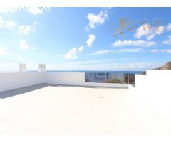 Chalet pareado con vista al mar en Calpe