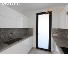 Chalet pareado con vista al mar en Calpe