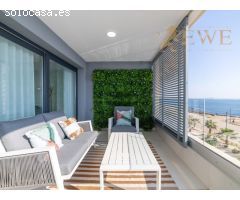 Apartamentos en primera línea de mar en Punta Prima, Torrevieja