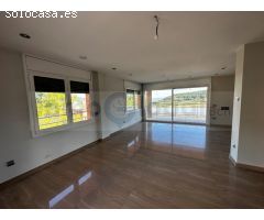 Maravilloso dúplex con 2 habirtaciones, terraza solarium en Berga, Berguedà