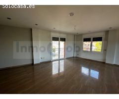 Maravilloso dúplex con 2 habirtaciones, terraza solarium en Berga, Berguedà