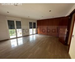 Maravilloso dúplex con 2 habirtaciones, terraza solarium en Berga, Berguedà