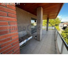 Maravilloso dúplex con 2 habirtaciones, terraza solarium en Berga, Berguedà