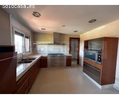Maravilloso dúplex con 2 habirtaciones, terraza solarium en Berga, Berguedà