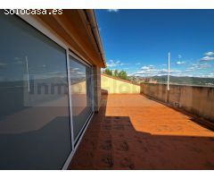 Maravilloso dúplex con 2 habirtaciones, terraza solarium en Berga, Berguedà