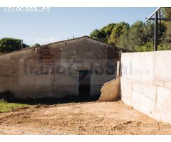 Finca de tres hectáreas con licencia de hípica y cría caballar a la venta en