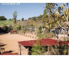 Finca de tres hectáreas con licencia de hípica y cría caballar a la venta en