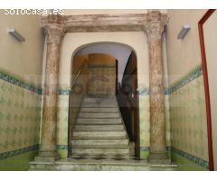 Magnifico piso en Ciutat vella con 8 habitaciones Ideal inversores