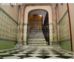 Magnifico piso en Ciutat vella con 8 habitaciones Ideal inversores