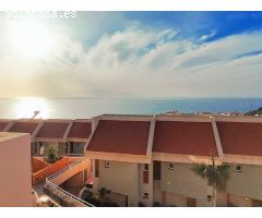 Hermosa casa con vistas al mar, 5 terrazas, piscinas y garaje