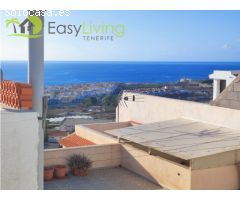 Amplio apartamento, dos dormitorios y gran terraza privada.