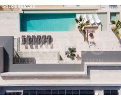 Villa Jupiter - Impresionante Villa de Lujo recién construida en primera línea