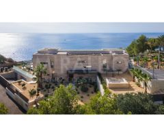 Villa Jupiter - Impresionante Villa de Lujo recién construida en primera línea