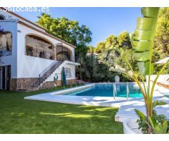 VILLA EMILY - Encantadora Villa Ibicenca a Pasos de la Cala Blanca en Jávea