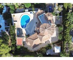 Villa Onda, preciosas vistas a la bahía de Jávea y al Montgó con una buena