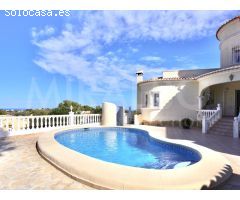 Villa Onda, preciosas vistas a la bahía de Jávea y al Montgó con una buena