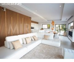 Villa Siana - Moderna Villa construida con vistas íncreibles al Mar.