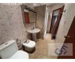 VENTA DE EDIFICIO COMPUESTO DE LOCAL Y PISO TIPO ÁTICO EN ESQUINA COMPLETAMENTE