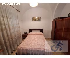 VENTA DE CASA DOBLADA CON TEJADO NUEVO. Zona San Sebastian