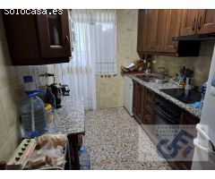 VENTA DE PISO EN PLANTA PRIMERA CON TERRAZA PROPIA. PRÓXIMO A PLAZA DE TOROS