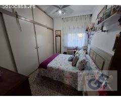 VENTA DE PISO EN PLANTA PRIMERA CON TERRAZA PROPIA. PRÓXIMO A PLAZA DE TOROS