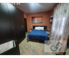 VENTA DE PISO JUNTO AL COLEGIO VIRGEN DE LUNA (SE ENTREGA AMUEBLADO)