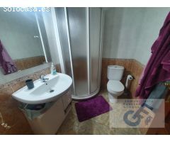 VENTA DE PISO JUNTO AL COLEGIO VIRGEN DE LUNA (SE ENTREGA AMUEBLADO)