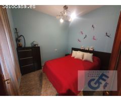 VENTA DE PISO JUNTO AL COLEGIO VIRGEN DE LUNA (SE ENTREGA AMUEBLADO)
