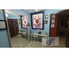 VENTA DE AMPLISIMO PISO HACIENDO ESQUINA EN CALLE MAYOR DE POZOBLANCO