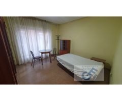 VENTA DE AMPLISIMO PISO HACIENDO ESQUINA EN CALLE MAYOR DE POZOBLANCO