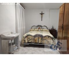 VENTA DE CASA CON AMPLIA FACHADA Y GARAJE. ZONA CINE POSITO