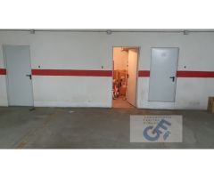VENTA DE PLAZA DE GARAJE CON TRASTERO EN AVENIDA VILLANUEVA DE CORDOAB ESQUINA