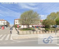 VENTA DE LOCALES COMERCIALES ZONA PISCINA