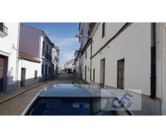 VENTA DE CASA CERCANA A MERCADO DE ABASTOS