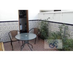 VENTA DE PLANTA BAJA CERCANA AL MERCADO DE ABASTOS