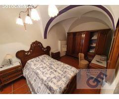VENTA DE ESPECTACULAR CASA TIPICA DE PUEBLO
