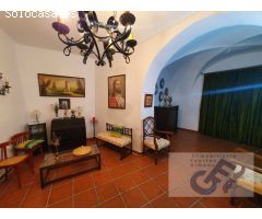 VENTA DE ESPECTACULAR CASA TIPICA DE PUEBLO