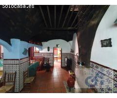 VENTA DE ESPECTACULAR CASA TIPICA DE PUEBLO