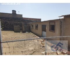 VENTA DE ESPECTACULAR CASA TIPICA DE PUEBLO