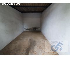 VENTA DE GARAJE CERRADO EN CALLE CERVANTES