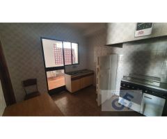 VENTA DE PISOS EN AVENIDA CARMEN SALLES (UNO CON FACHADA A LA CALLE Y OTRO AL