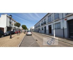 VENTA DE VIVIENDA TIPO DUPLEX EN URBANIZACIÓN CON PISCINA Y ZONAS VERDES