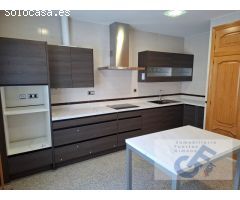 ESPECTACULAR VIVIENDA EN CALLE FERIA DE POZOBLANCO